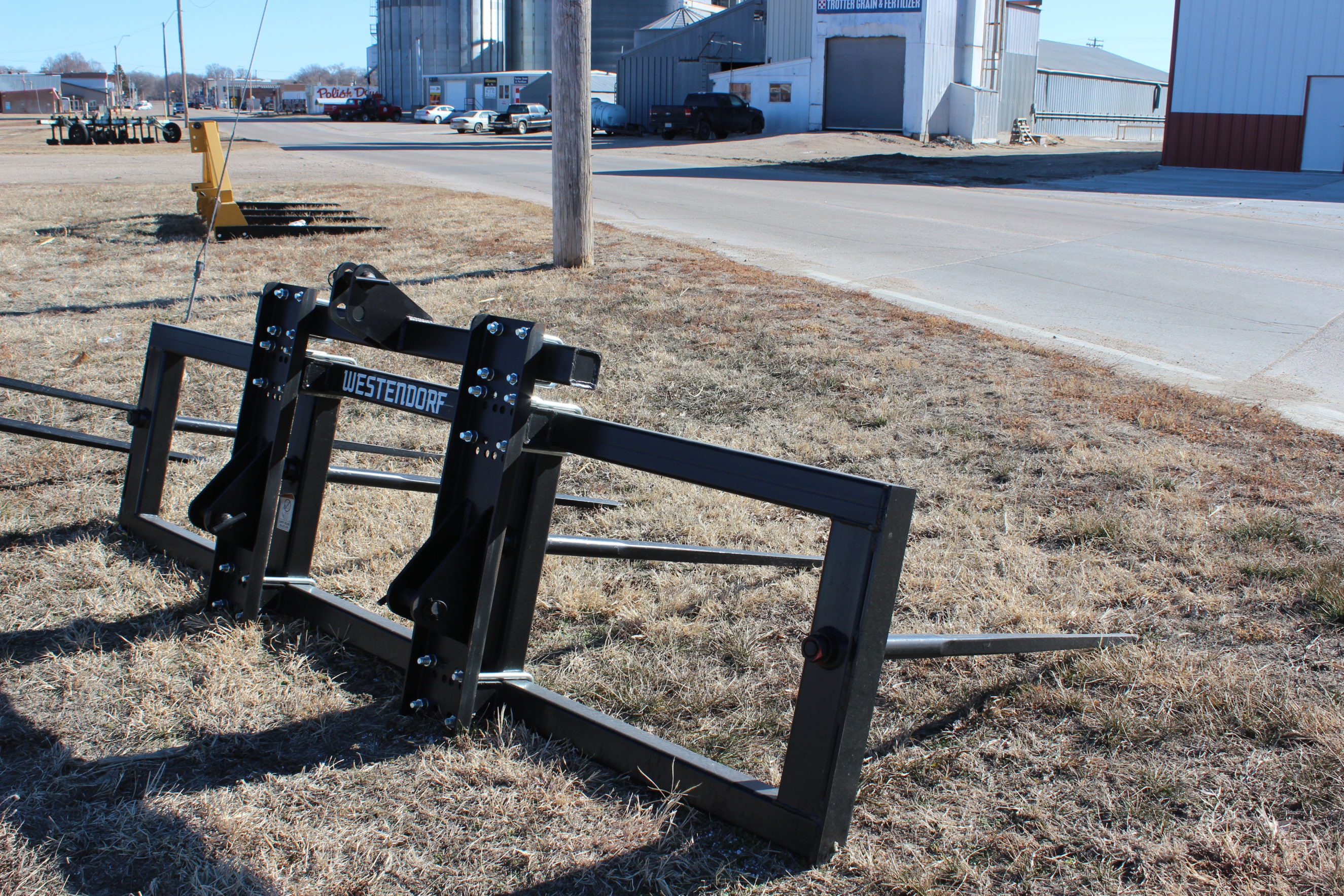 Double Bale Spear Ken's Equipment